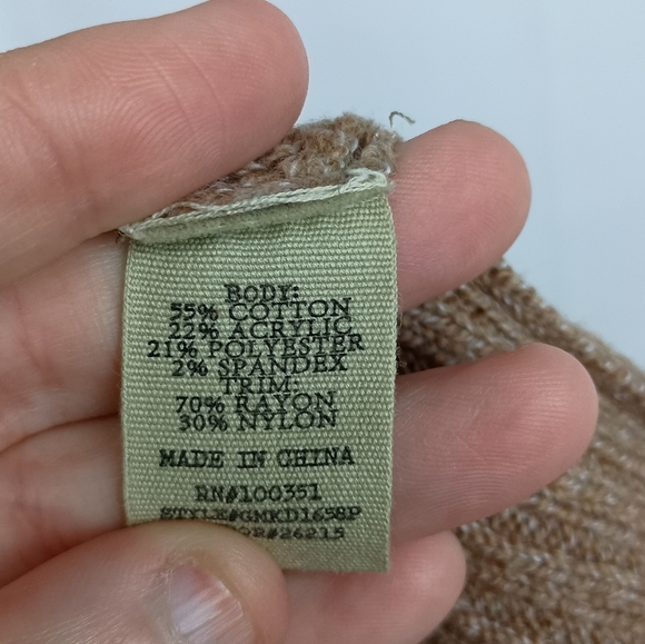 NWT Gimmicks by BKE Tan Brown Soft Stretchy Casual V-Neck Sweater (#685) - Picture 4 of 7